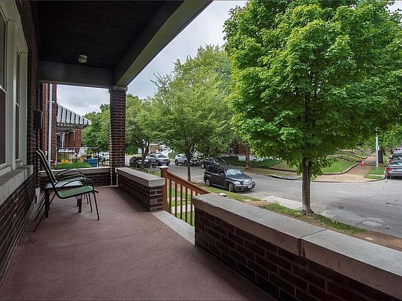 4th image of 2128 Portis Ave #1