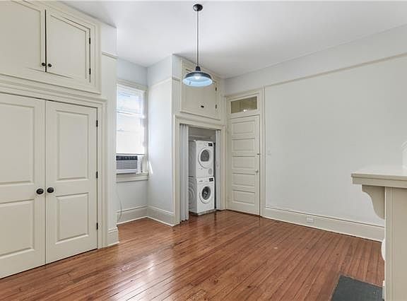 5th image of 1708 Robert St