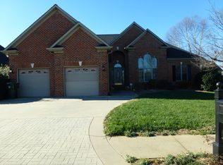 21 Breckenridge Dr, Thomasville, NC 27360
