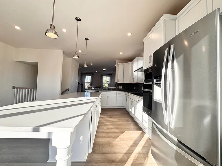 4100 Alexander View Dr — Photo 8