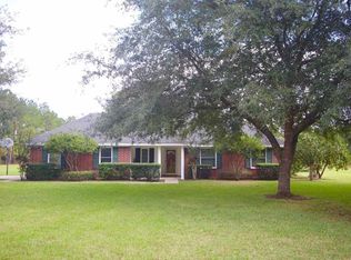 11815 Dugat Rd, Beaumont, TX 77705