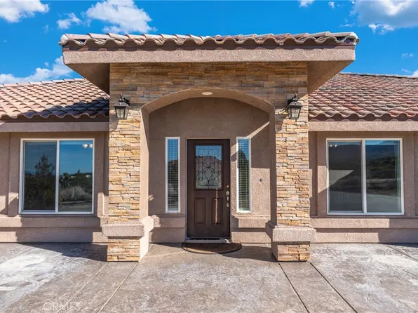 11423 Desert View Rd, Pinon Hills, CA 92372