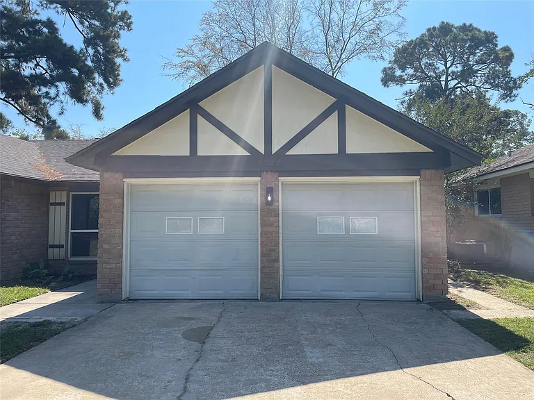 5602 Circlegate Dr #B — Photo 7
