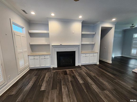 4th image of 2704 Turnberry Dr