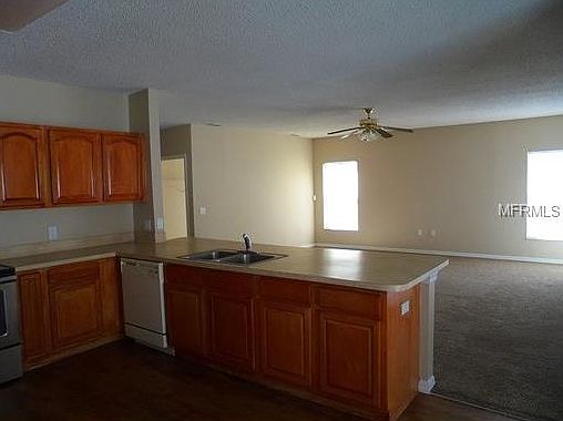 3rd image of 1714 Pompano Dr