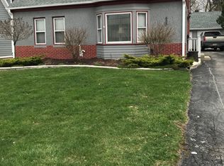 630 N 99th St, Wauwatosa, WI 53226