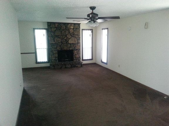 4th image of 4528 Chuck Ave