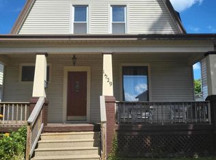 1529 Flett Ave, Racine, WI 53405