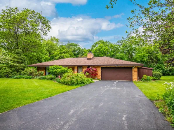 2645 North 131st STREET, Brookfield, WI 53005
