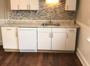 31 Kingston St #3, West Hartford, CT 06119