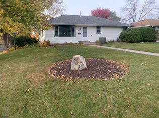 803 8th Ave E, Shakopee, MN 55379