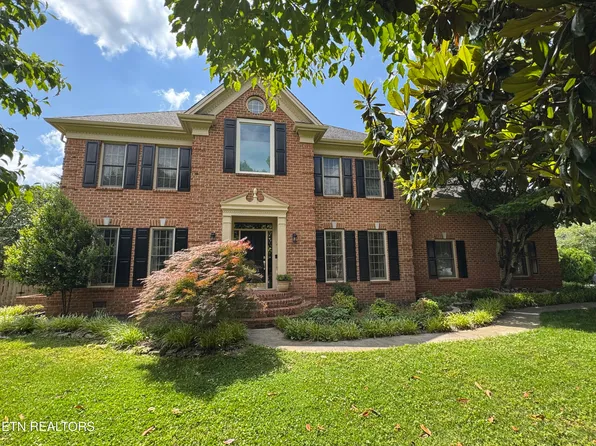 400 Loganberry Ln, Knoxville, TN 37934