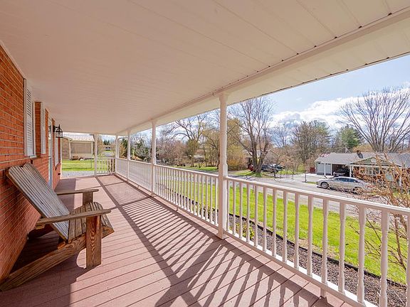 4th image of 5767 Rigney Dr