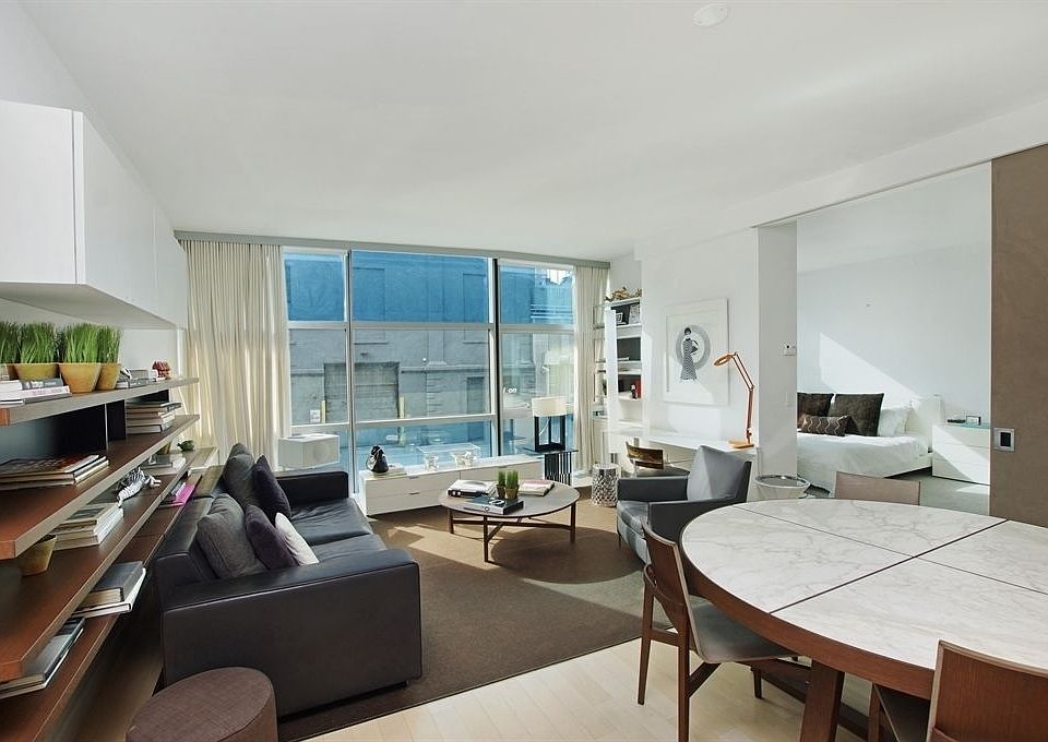1st image of 447 W 18th St #2B