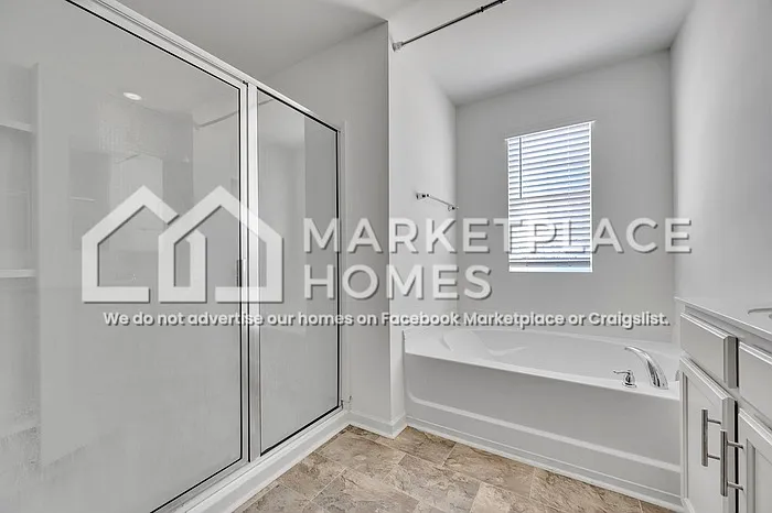 1027 Park View Dr — Photo 22