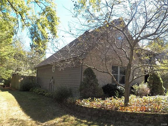 2nd image of 1180 Blue Jay Dr