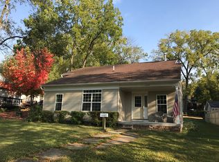 1509 Dodge St, Lake Geneva, WI 53147