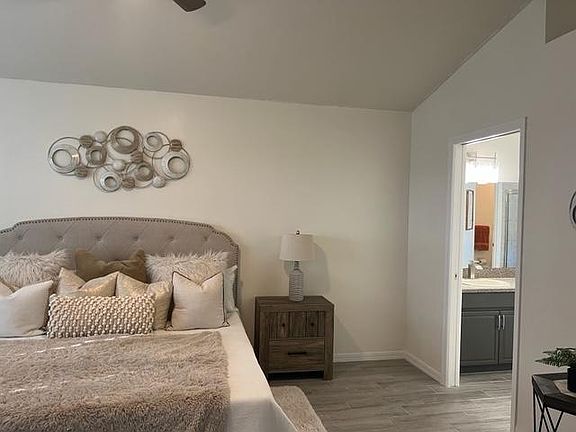 4th image of 6719 Bluff Meadow Ct