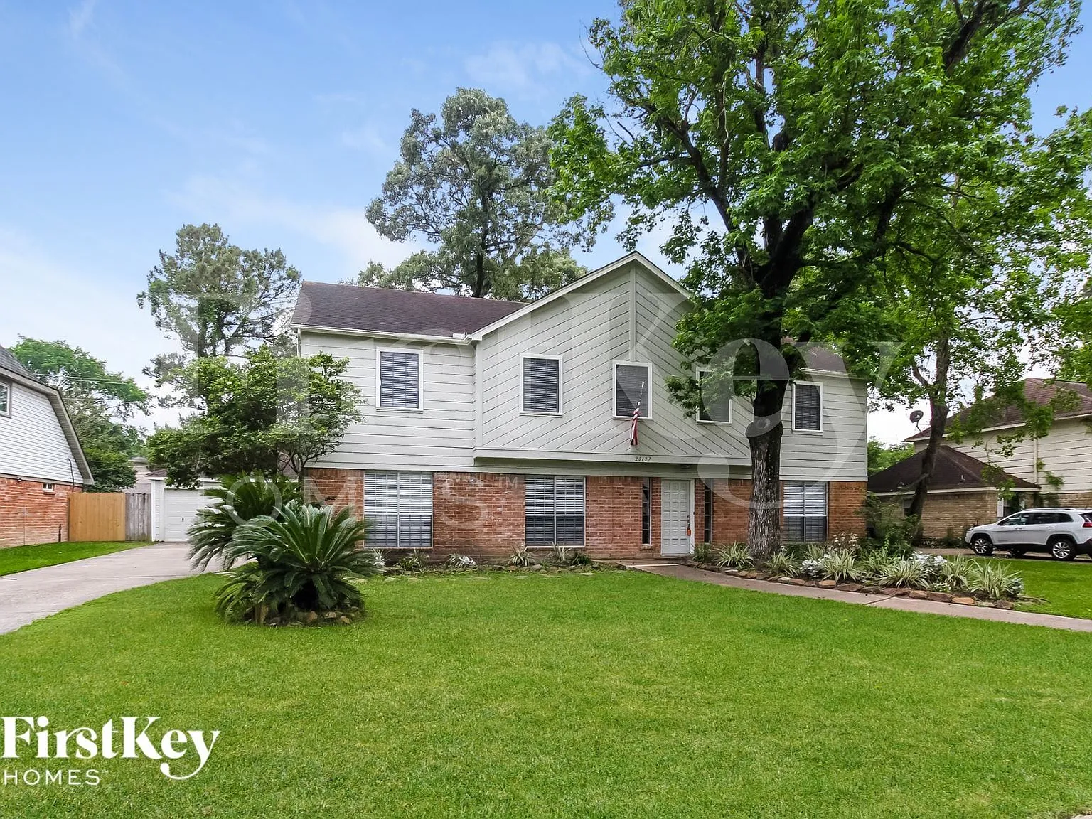 4 bed, 2.5 bath, 2756 sqft, $2,760 — Photo 2
