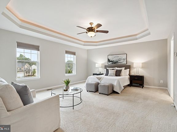 3rd image of 8282 Mineral Springs Dr