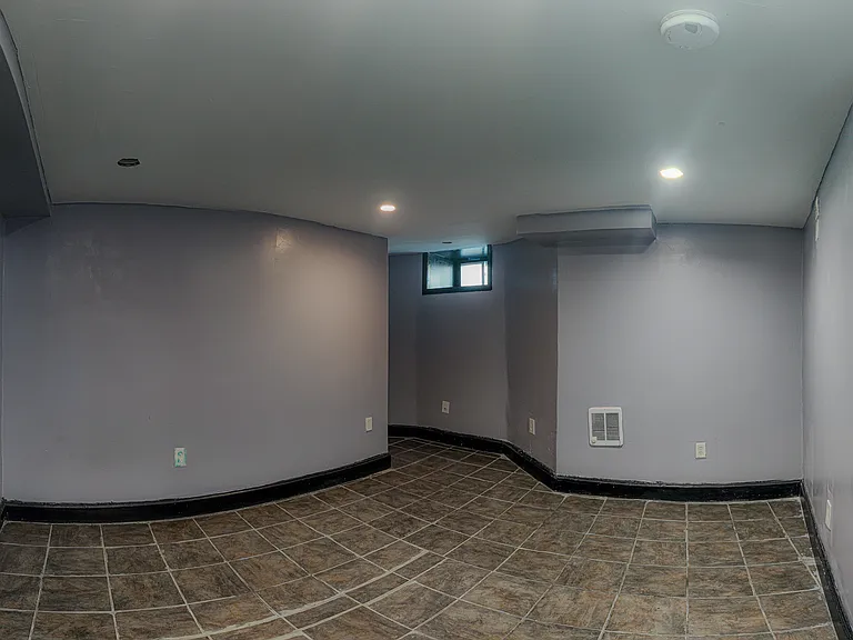 26 Wilmore St #B1 — Photo 9