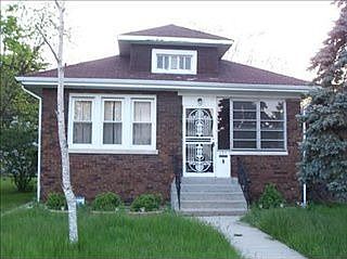1st image of 556 Gordon Ave