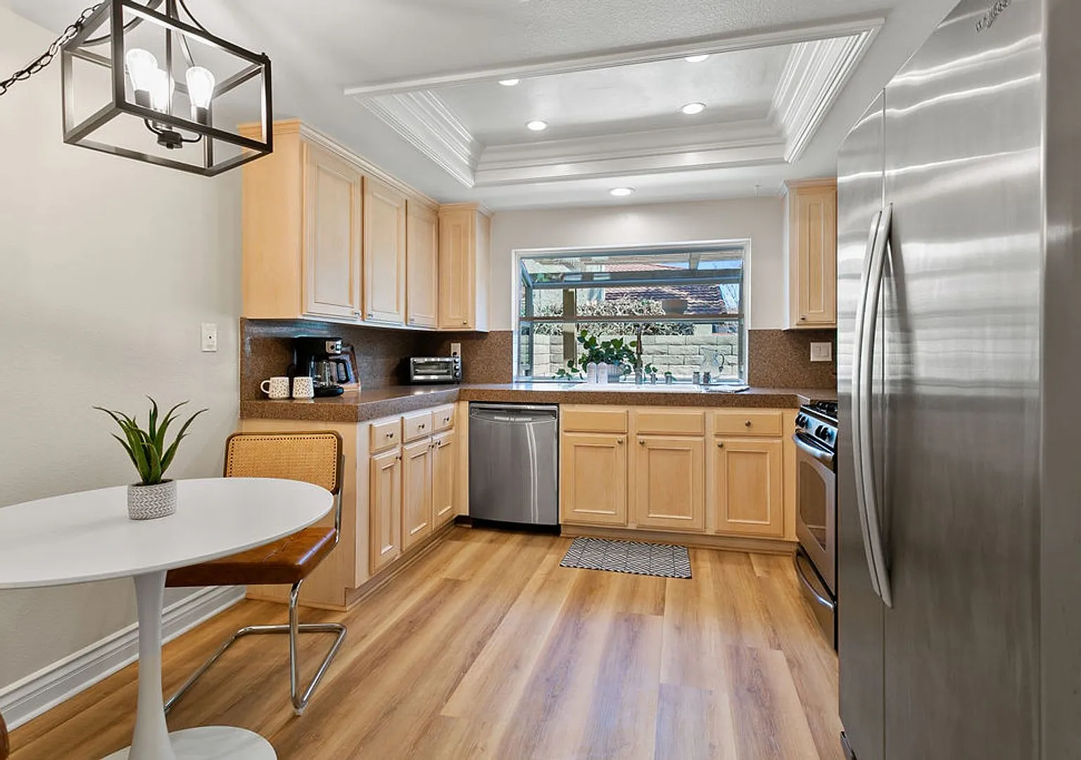 Beautiful Furnished Home in Seaside Villas Near Doheny Beach! — Photo 3
