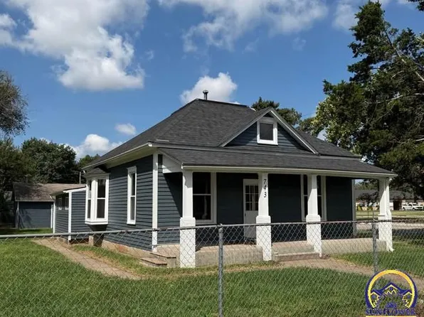 740 NE Sumner St, Topeka, KS 66616
