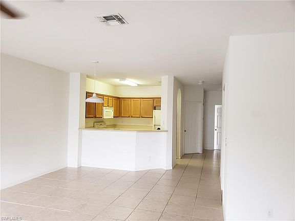 3rd image of 8206 Pacific Beach Dr