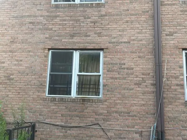 807 Barbey Street image 5 of 27