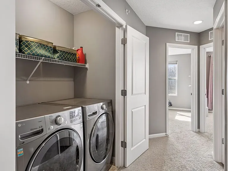 573 Satori Way — Photo 26
