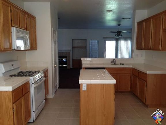 5th image of 1809 W Avenue H1