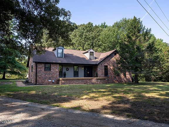 3rd image of 455 Holder Rd