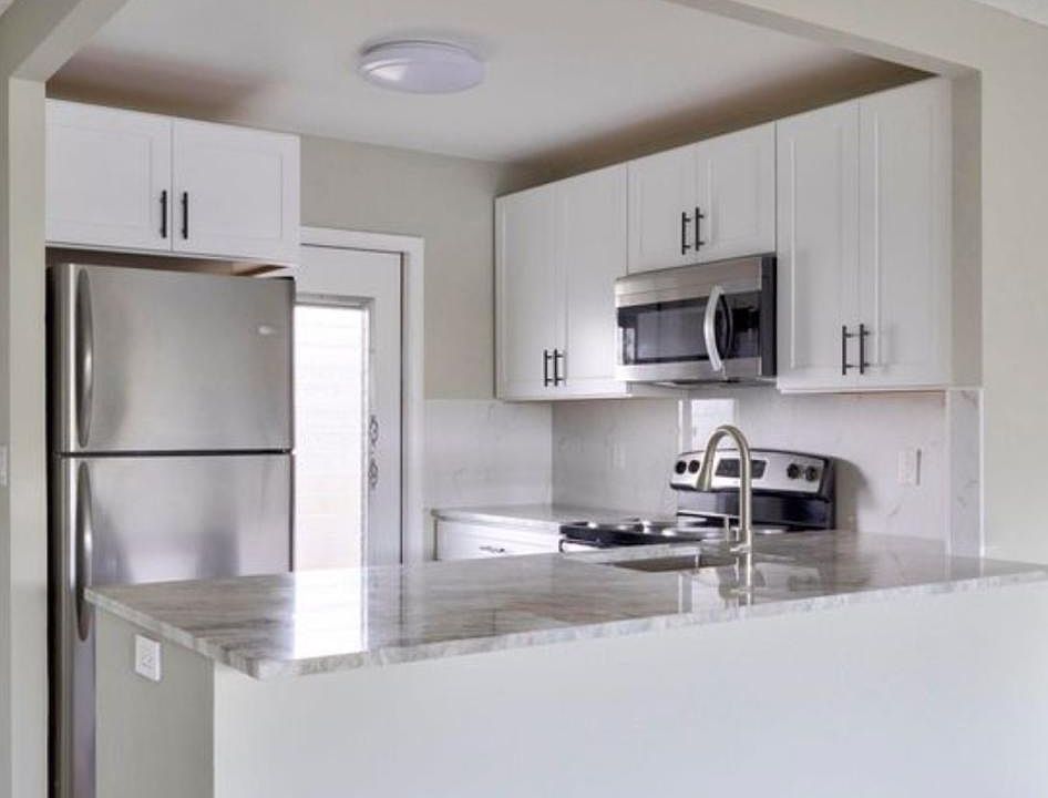 1st image of 420 SE 2nd Ave APT B22