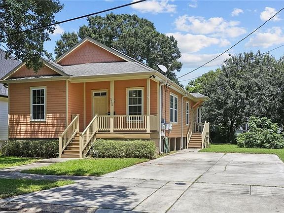 3rd image of 4733 Overton Dr