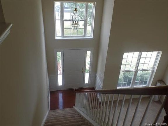 4th image of 16018 Stuarts Draft Ct