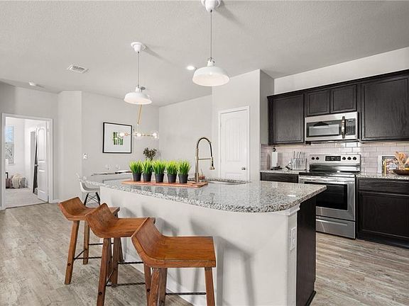3rd image of 1701 Logan Dr Unit 35
