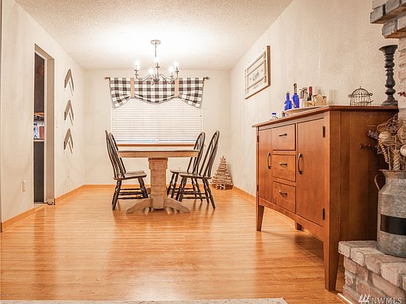4th image of 16321 97th Avenue Ct E