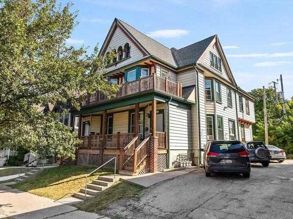 2718 N Murray Ave, Milwaukee, WI 53211