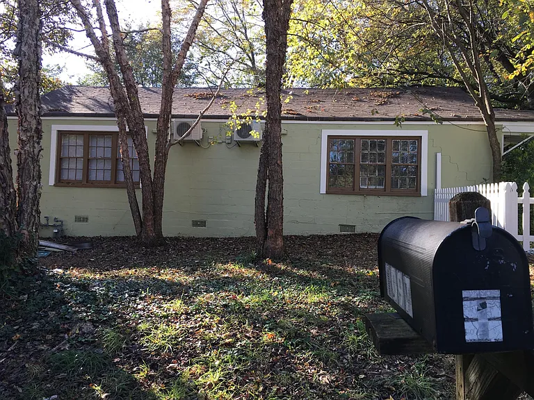 Street view of very private home