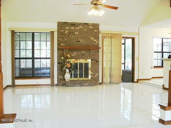 5th image of 2448 Stonebridge Dr