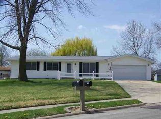 118 Baker St, Fulton, IL 61252
