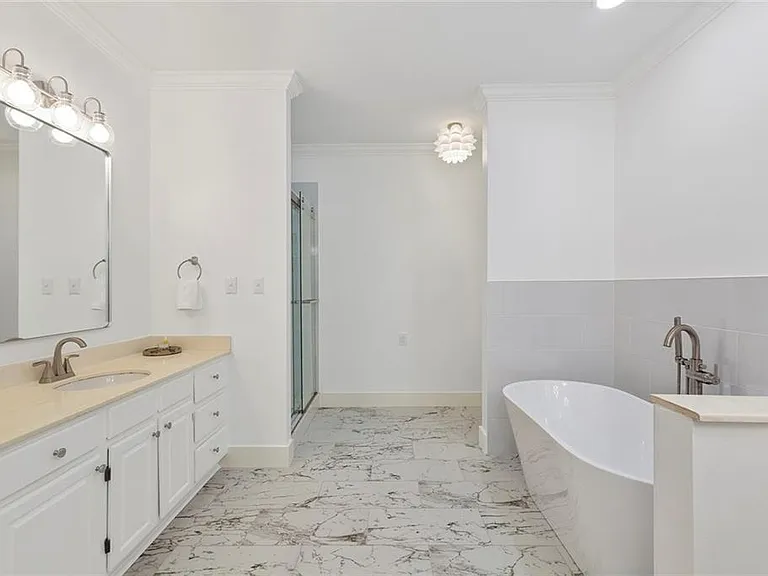 28317 Plantation Dr NE — Photo 24