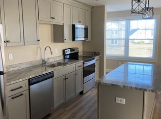 121 Elmaple Dr, Westbrook, ME 04092