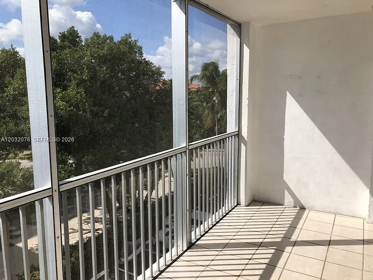 150 Ocean Lane Dr #4B — Photo 15