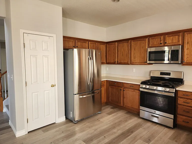 10528 Cliff Edge Ct — Photo 17
