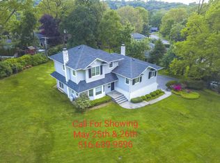 11 Talley Rd, Roslyn, NY 11576