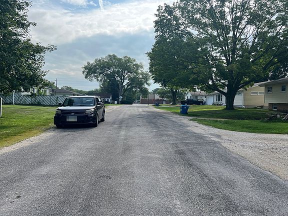 5th image of 218 32nd Ave
