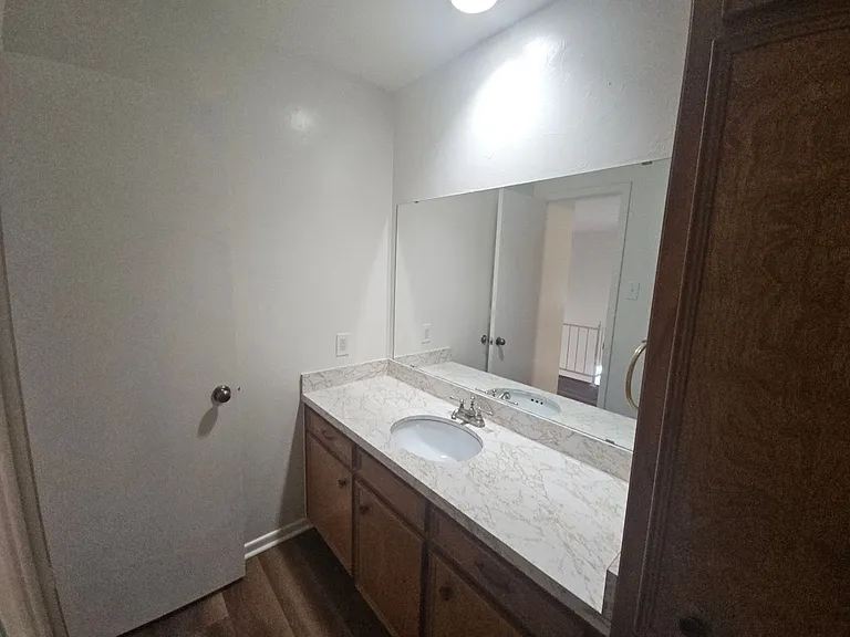 2109 Fleur De Lis Ct — Photo 24