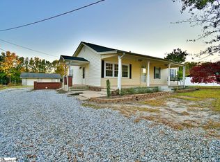 200 Harmony Rd, Ware Shoals, SC 29692